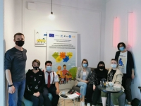 В мае команда Офиса по правам людей с инвалидностью продолжила реализацию проекта «Выстраивание эффективных механизмов защиты для улучшения положения детей с тяжелыми формами инвалидности и заболеваниями, ограничивающими продолжительность жизни». Предлагаем вам короткий дайджест событий последнего месяца весны.